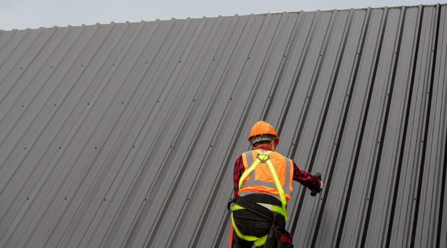 Expert new roof installation services in Campbellton, TX